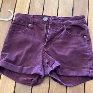 Burgundy short jean shorts